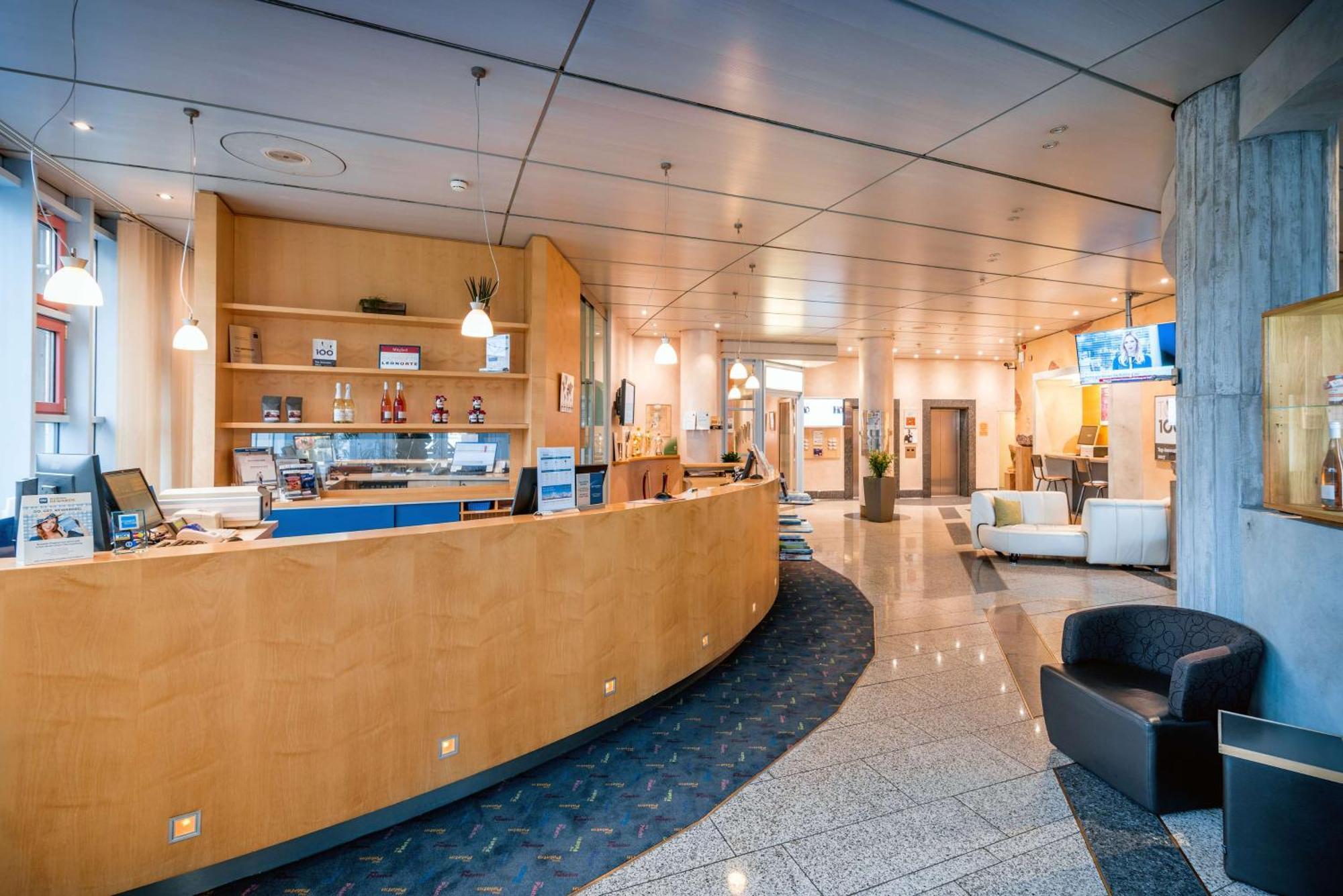 Best Western Plus Palatin Kongresshotel فيسلوخ المظهر الخارجي الصورة